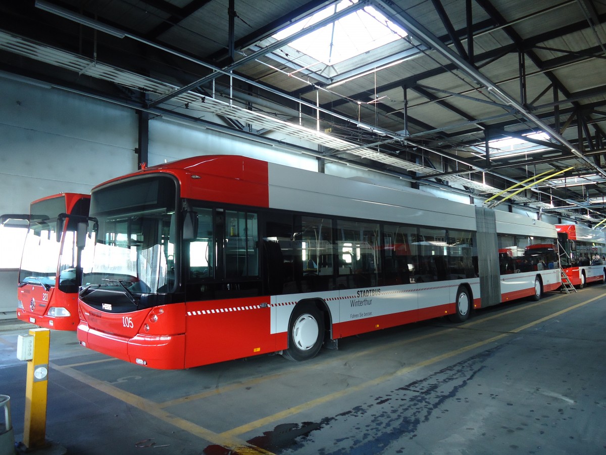 (133'102) - SW Winterthur - Nr. 105 - Hess/Hess Gelenktrolleybus am 20. Mrz 2011 in Winterthur, Depot Grzefeld