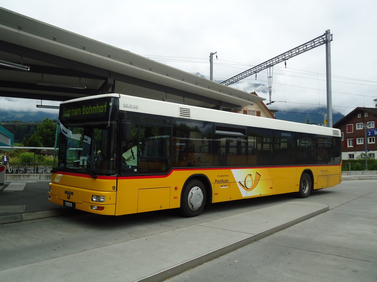 (134'160) - Dillier, Sarnen - Nr. 9/OW 10'001 - MAN am 11. Juni 2011 beim Bahnhof Sarnen