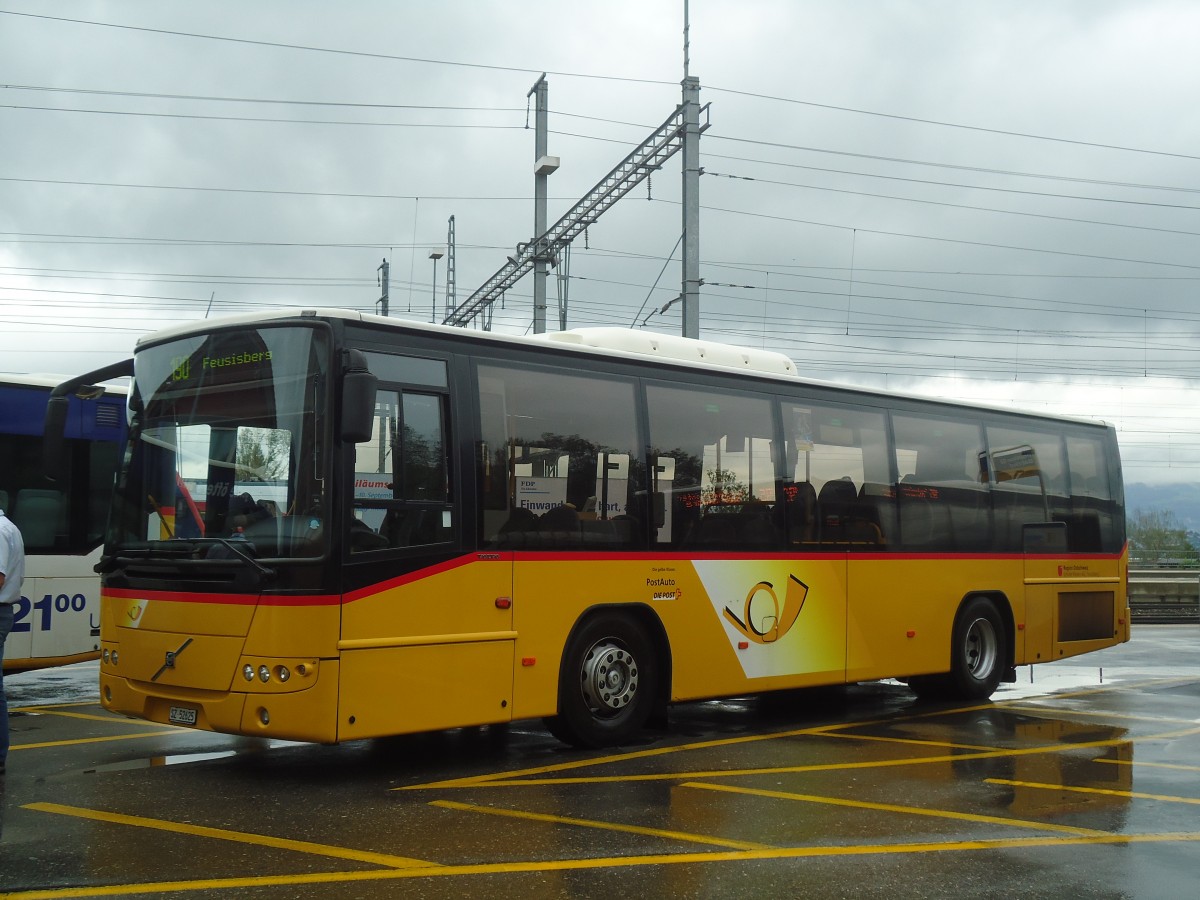 (135'834) - Schuler, Feusisberg - SZ 52'625 - Volvo am 5. September 2011 beim Bahnhof Pfffikon