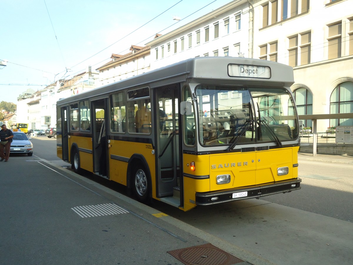 (136'241) - Wanner, Schleitheim - SH 58'045 - Saurer/Hess (ex Ruklic, Schaffhausen; ex VBSH Schaffhausen Nr. 40; ex VBSH Schaffhausen Nr. 19) am 25. September 2011 beim Bahnhof Schaffhausen