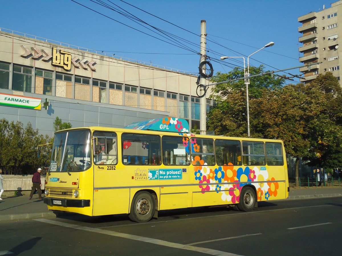 (136'396) - RATP Ploiesti - Nr. 2282/PH 02 VXY - Ikarus am 5. Oktober 2011 beim Bahnhof Ploiesti Sd