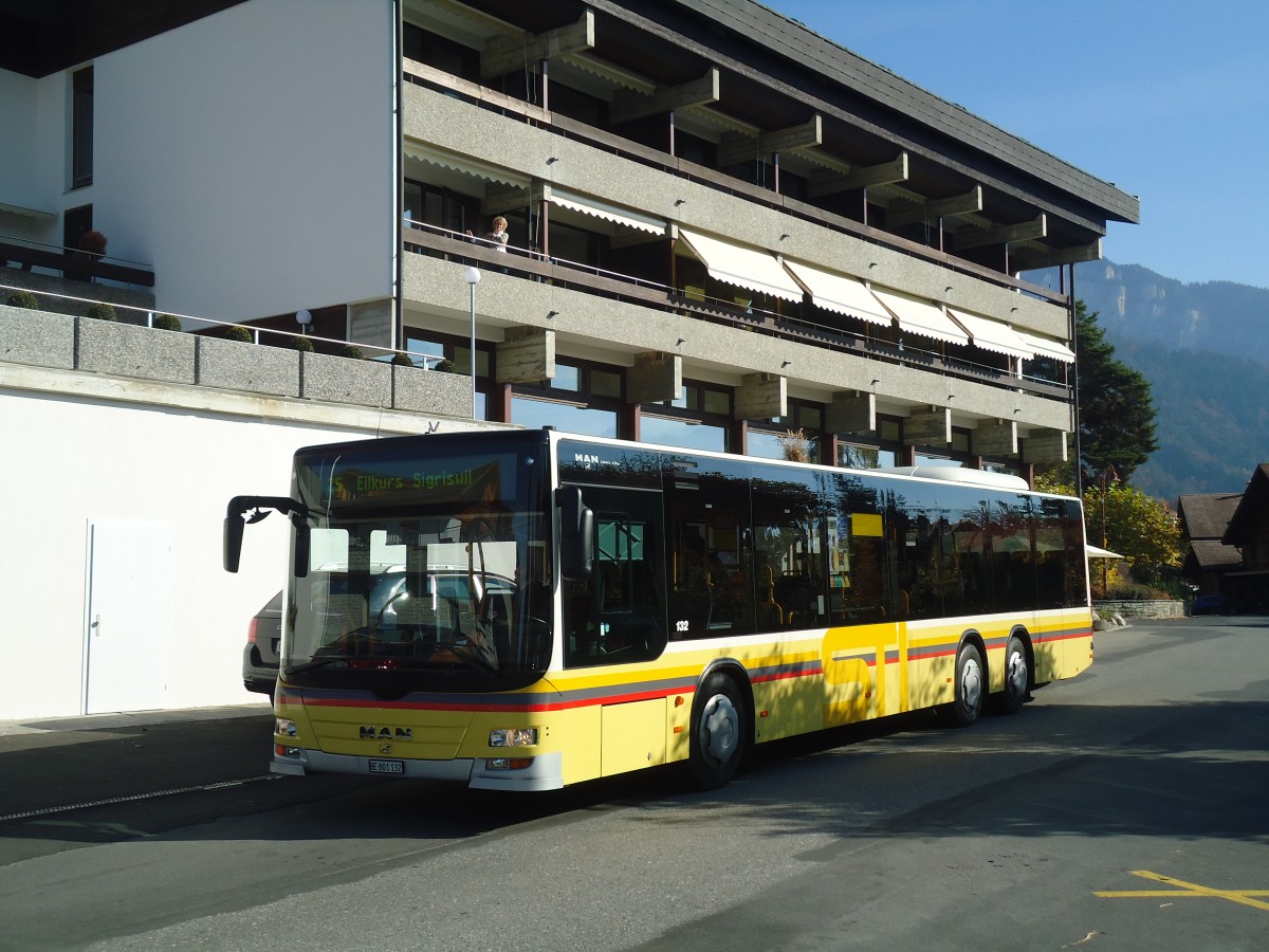 (136'695) - STI Thun - Nr. 132/BE 801'132 - MAN am 31. Oktober 2011 in Sigriswil, Dorf