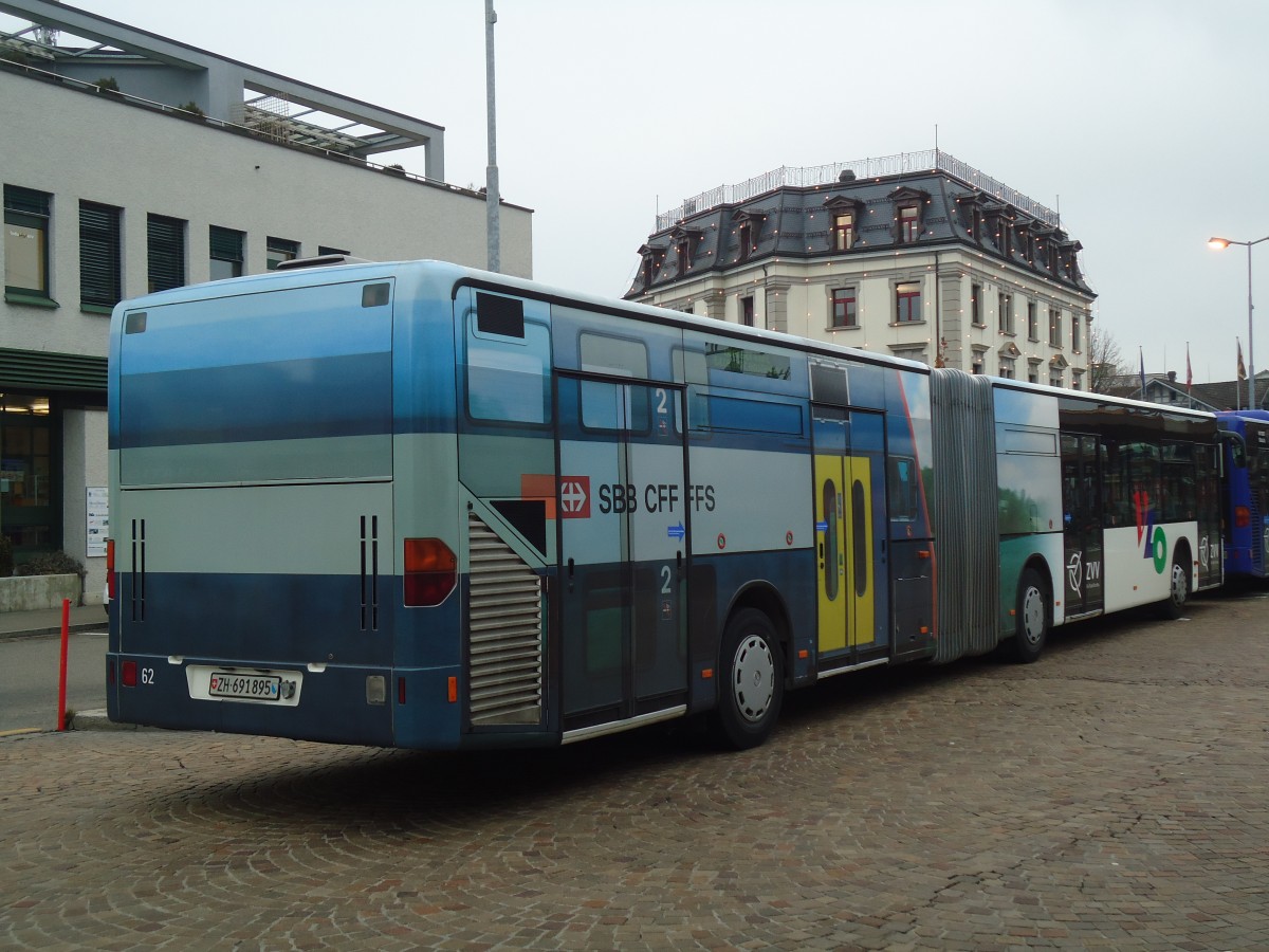 (136'933) - VZO Grningen - Nr. 62/ZH 691'895 - Mercedes am 24. November 2011 beim Bahnhof Wetzikon