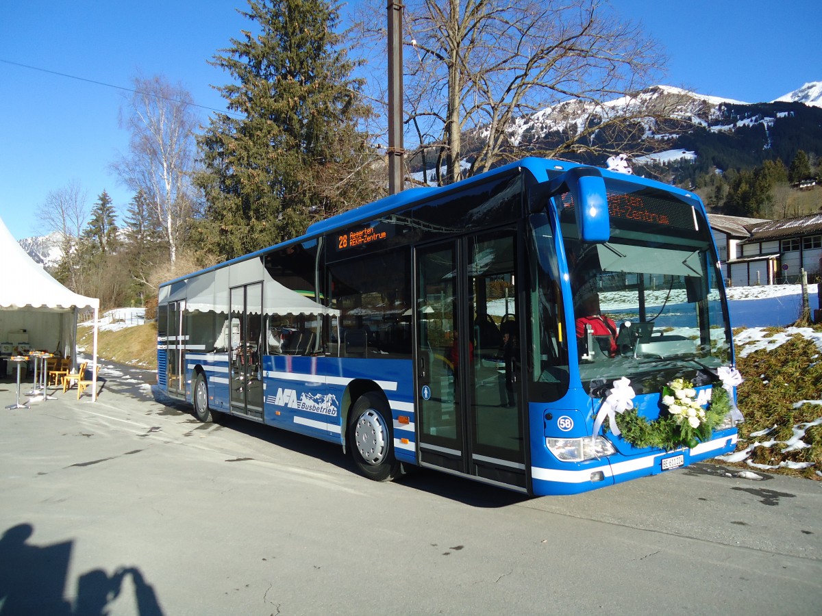 (137'153) - AFA Adelboden - Nr. 58/BE 611'224 - Mercedes am 11. Dezember 2011 beim Bahnhof Lenk