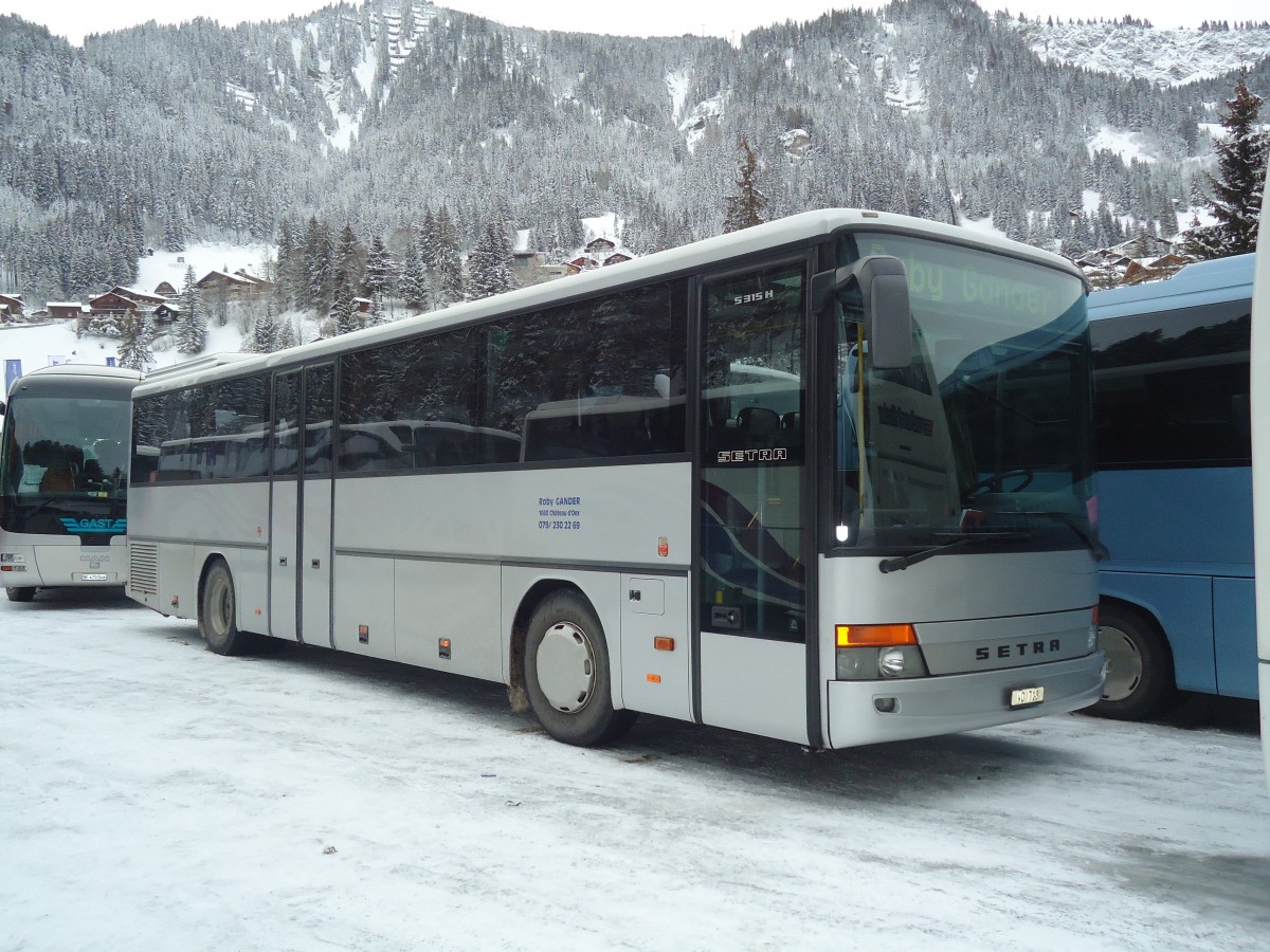 (137'411) - Gander, Chteau-d'Oex - VD 713 - Setra am 7. Januar 2012 in Adelboden, ASB