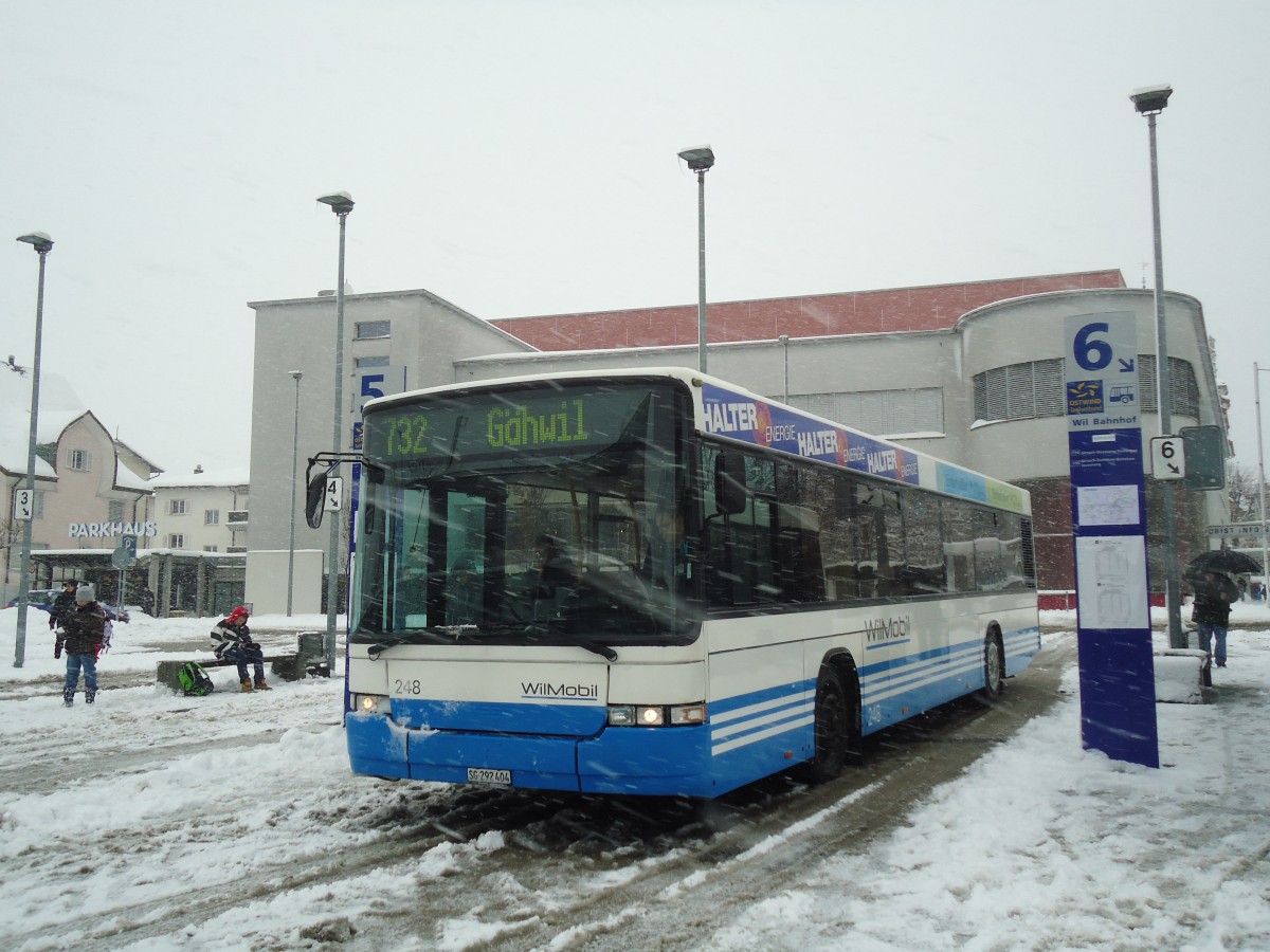 (137'677) - WilMobil, Wil - Nr. 248/SG 292'404 - Volvo/Hess (ex BOS Wil Nr. 7) am 15. Februar 2012 beim Bahnhof Wil