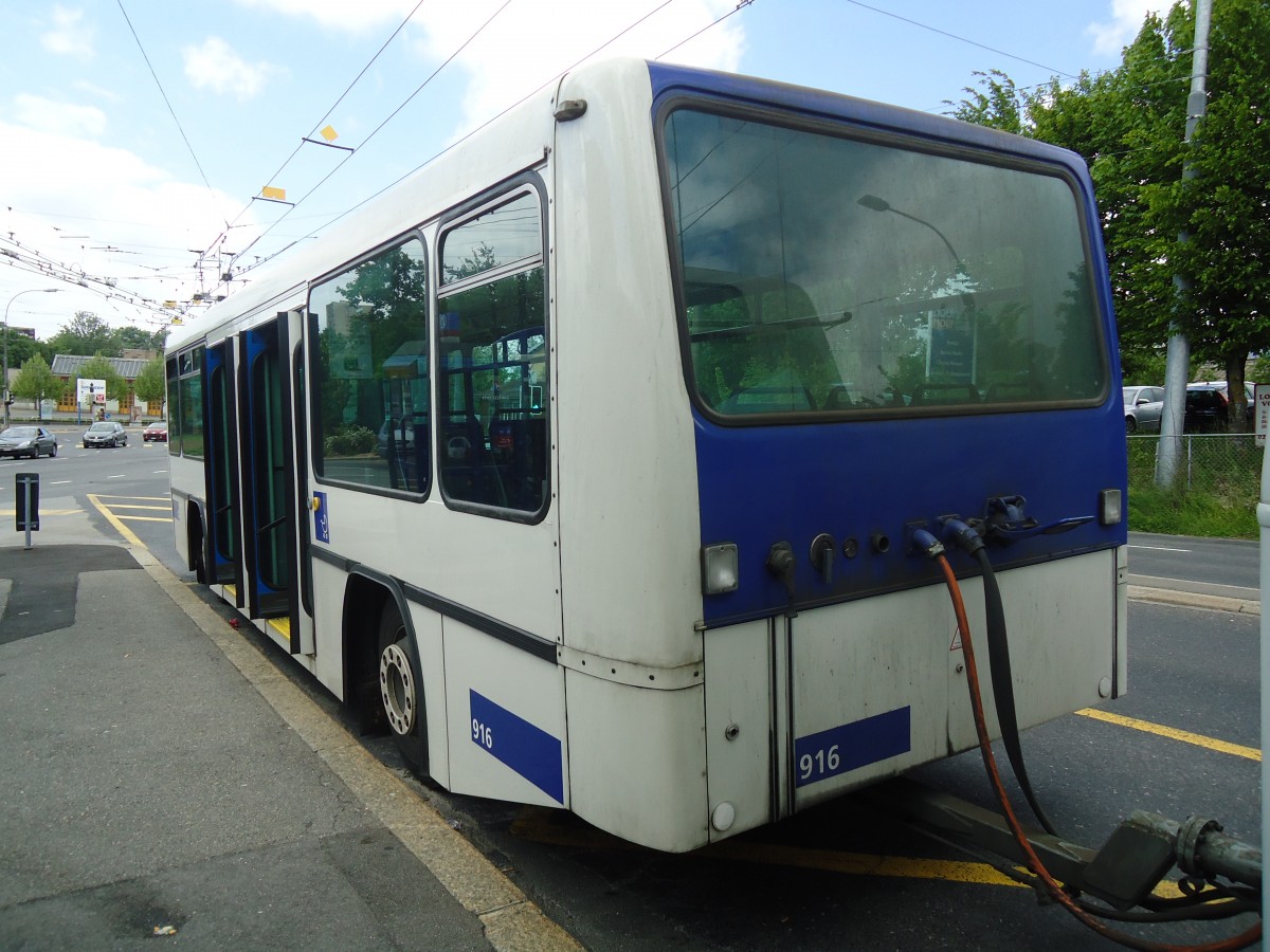 (138'745) - TL Lausanne - Nr. 916 - Lanz+Marti/Hess Personenanhnger am 13. Mai 2012 in Lausanne, Blcherette