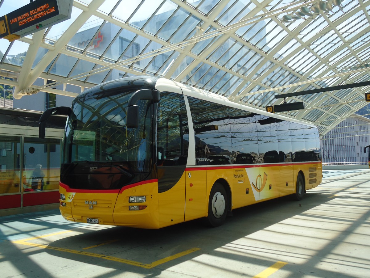 (138'898) - PostAuto Graubnden - GR 162'995 - MAN am 17. Mai 2012 in Chur, Postautostation