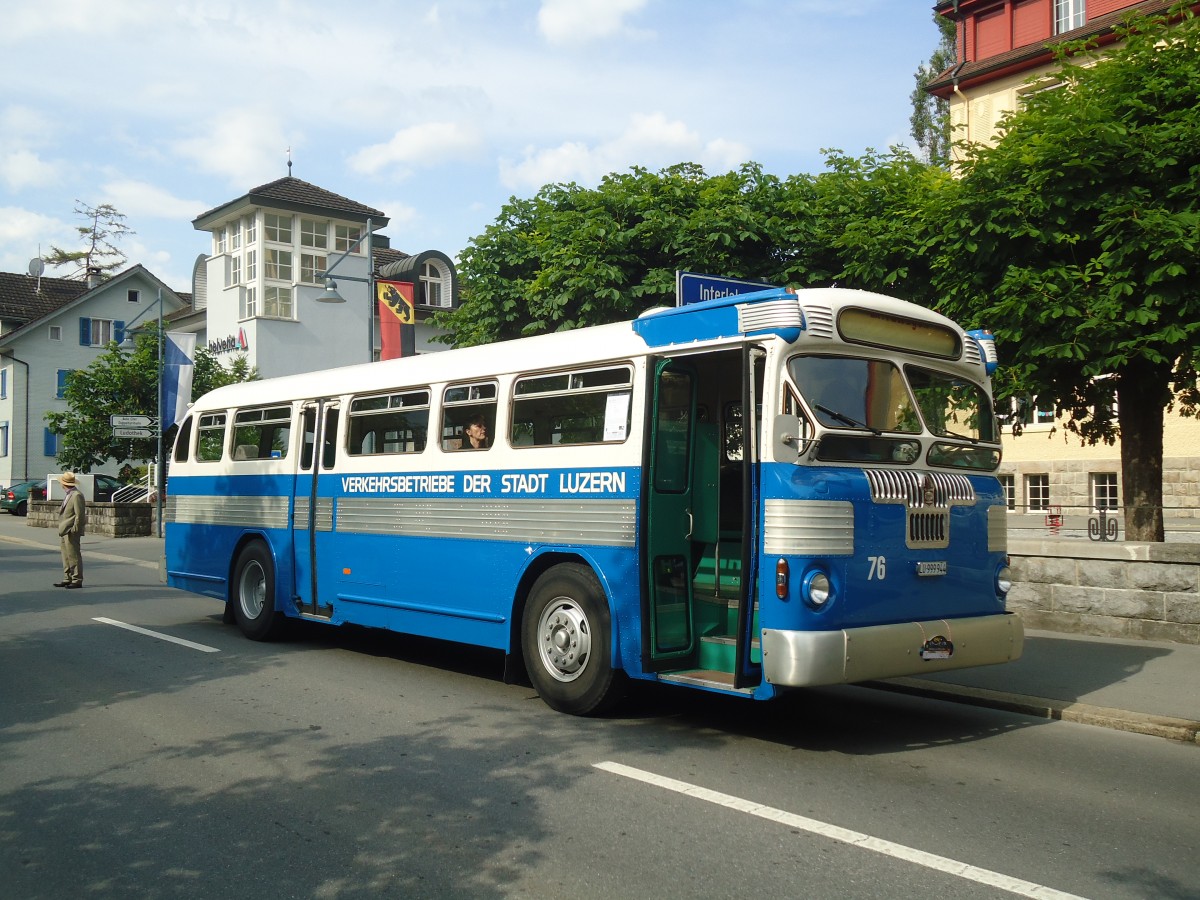 (139'053) - VBL Luzern - Nr. 76/LU 999'944 - Twin Coach am 27. Mai 2012 in Sarnen, OiO