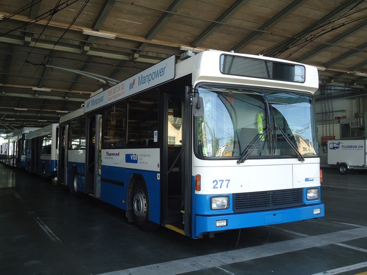 (139'260) - VBL Luzern - Nr. 277 - NAW/R&J-Hess Trolleybus am 2. Juni 2012 in Luzern, Depot