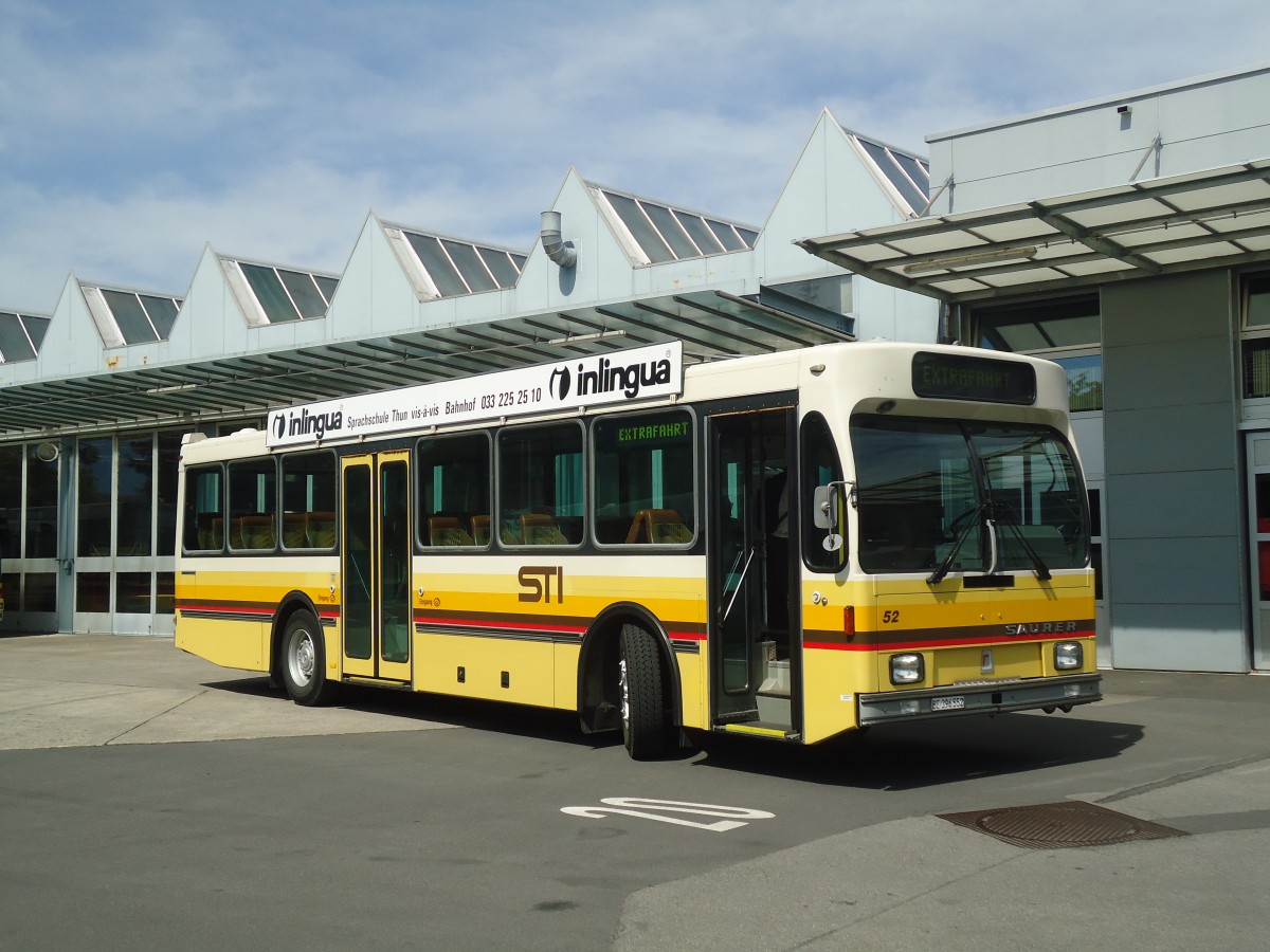 (140'019) - STI Thun - Nr. 52/BE 396'552 - Saurer/R&J am 24. Juni 2012 in Thun, Garage