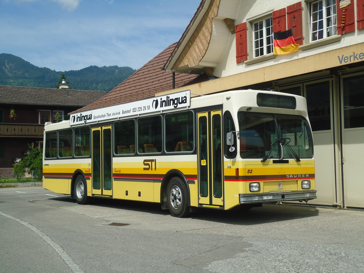 (140'020) - STI Thun - Nr. 52/BE 396'552 - Saurer/R&J am 24. Juni 2012 in Blumenstein, Garage