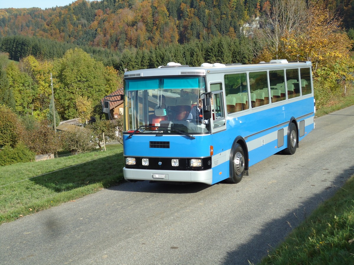 (142'020) - Tanner&Lambach, Reigoldswil - Nr. 5/BL 30'003 - Saurer/Lauber (ex AWA Amden Nr. 4) am 21. Oktober 2012 bei Zumholz