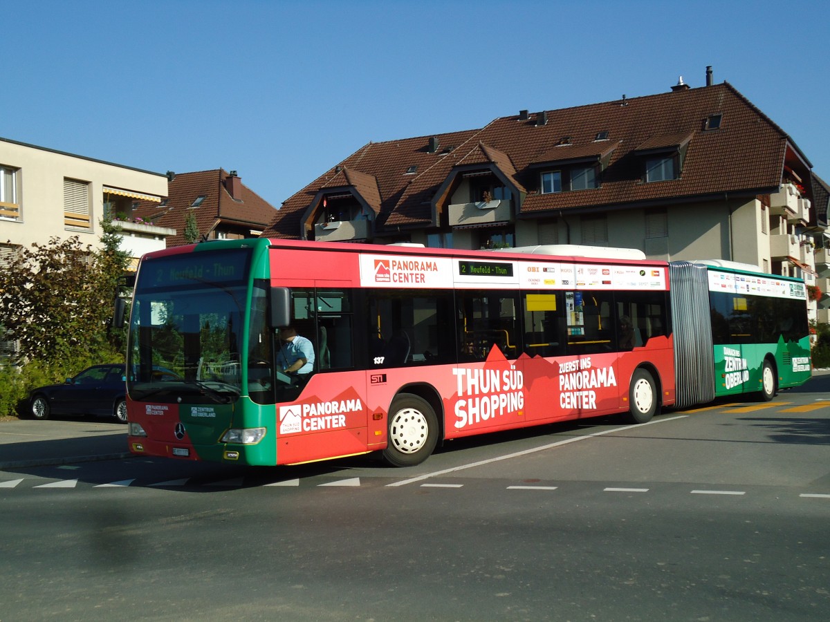 (142'084) - STI Thun - Nr. 137/BE 801'137 - Mercedes am 22. Oktober 2012 in Thun, Lnggssli