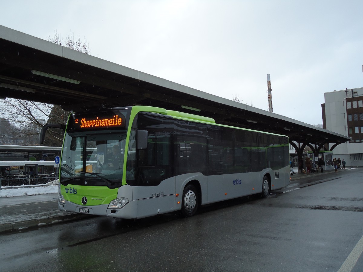 (142'488) - Busland, Burgdorf - Nr. 104/BE 737'104 - Mercedes am 10. Dezember 2012 beim Bahnhof Burgdorf