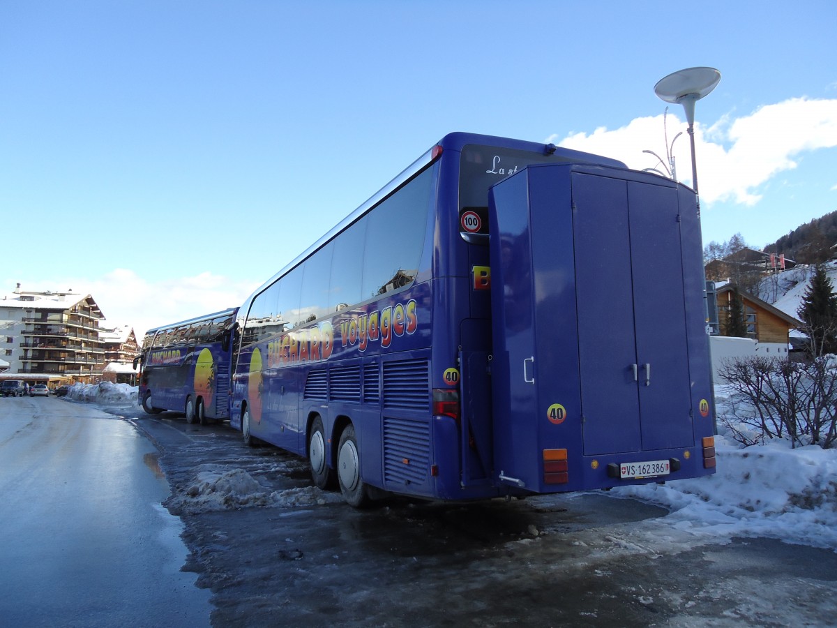 (142'667) - Buchard, Leytron - Nr. 40/VS 162'386 - Setra am 26. Dezember 2012 in Haute-Nendaz, Patinoire