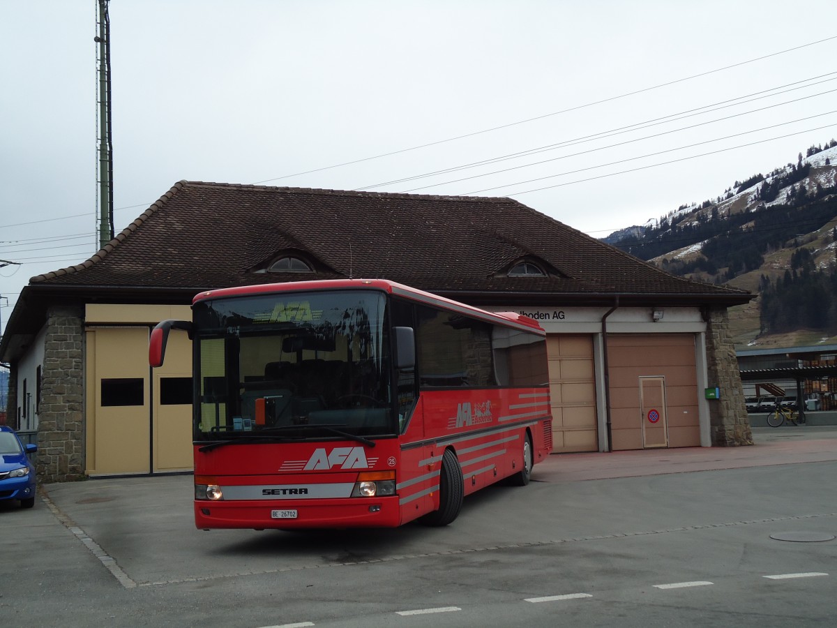 (142'869) - AFA Adelboden - Nr. 25/BE 26'702 - Setra (ex Nr. 12) am 1. Januar 2013 beim Bahnhof Frutigen