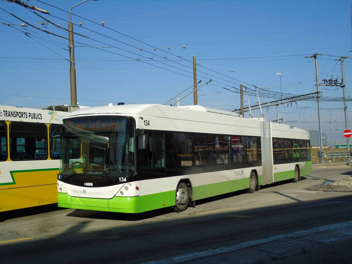 (143'302) - transN, La Chaux-de-Fonds - Nr. 134 - Hess/Hess Gelenktrolleybus (ex TN Neuchtel Nr. 134) am 19. Februar 2013 beim Bahnhof Marin