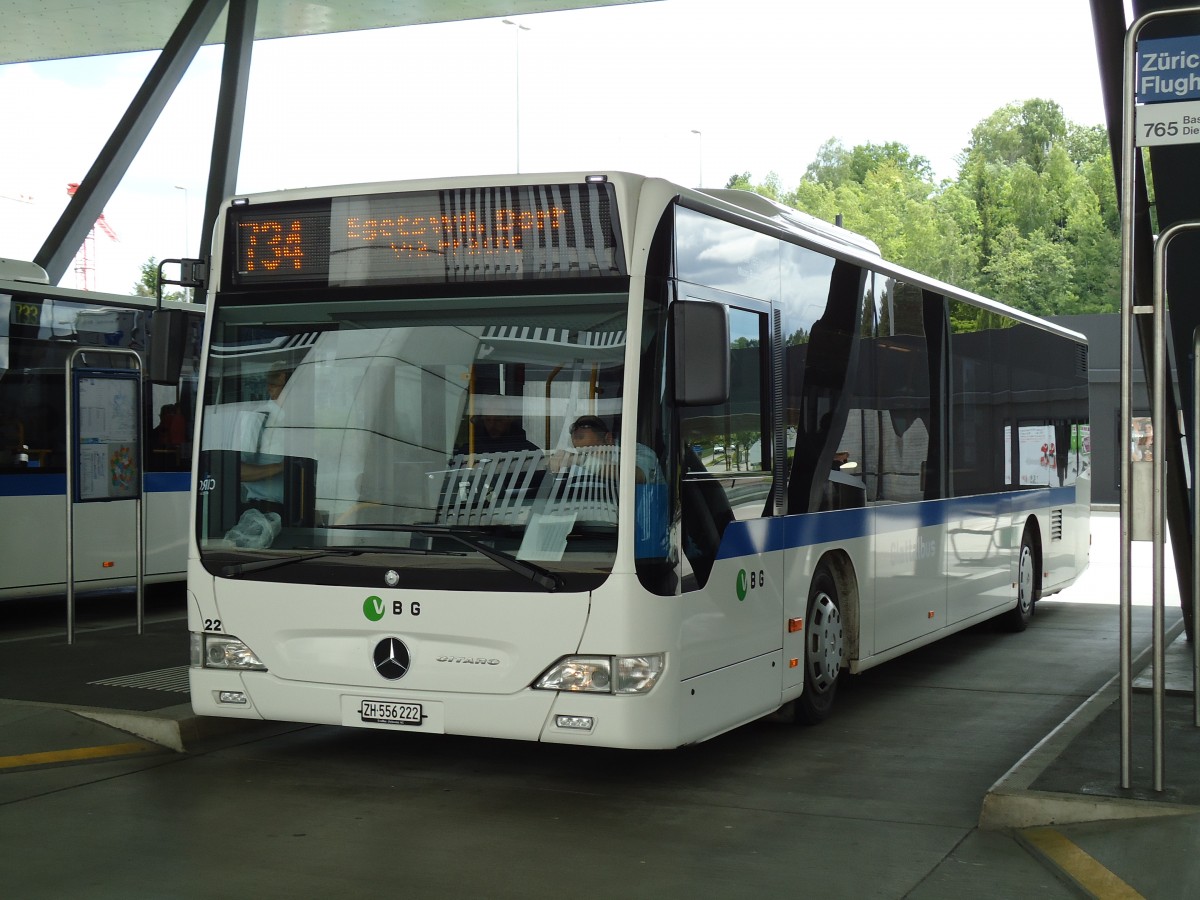 (144'389) - Maag, Kloten - Nr. 22/ZH 556'222 - Mercedes am 20. Mai 2013 in Zrich, Flughafen 