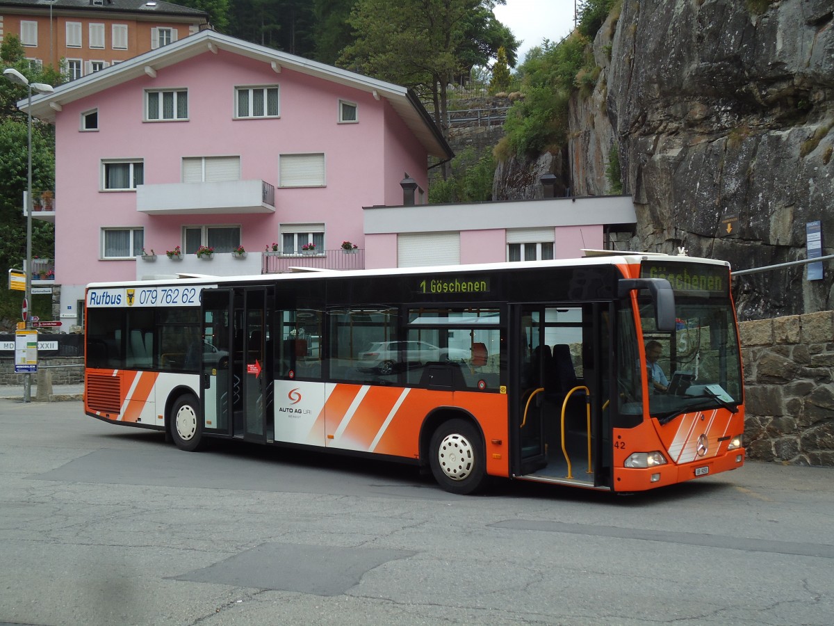 (145'990) - AAGU Altdorf - Nr. 42/UR 9058 - Mercedes am 20. Juli 2013 beim Bahnhof Gschenen