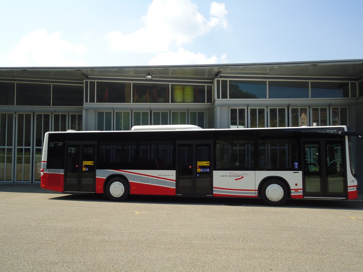 (146'766) - ASm Langenthal - Nr. 50 - MAN am 31. August 2013 in Wangen a.A., Garage