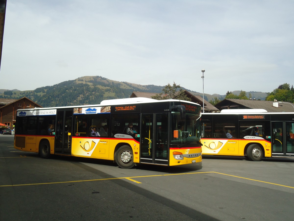 (147'382) - Kbli, Gstaad - Nr. 1/BE 104'023 - Setra am 28. September 2013 beim Bahnhof Gstaad