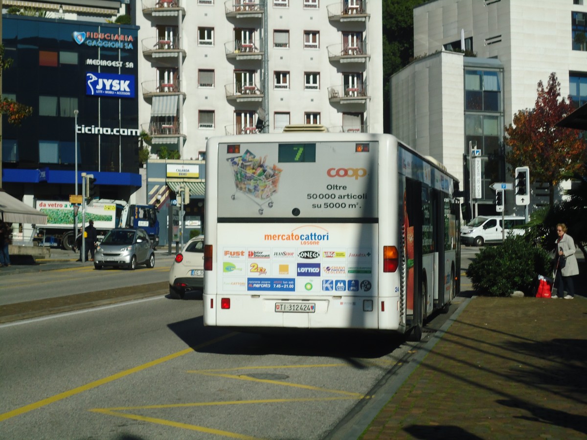 (147'604) - FART Locarno - Nr. 24/TI 312'424 - Mercedes am 5. November 2013 beim Bahnhof Locarno