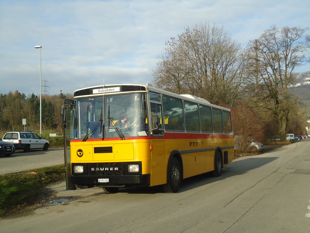 (148'185) - Bernair, Mnsingen - BE 651'182 - Saurer/Tscher (ex Schebath, Lauerz; ex Albin, Fllanden; ex Heim, Flums) am 7. Dezember 2013 in Wangen a.A., Hotel al Ponte