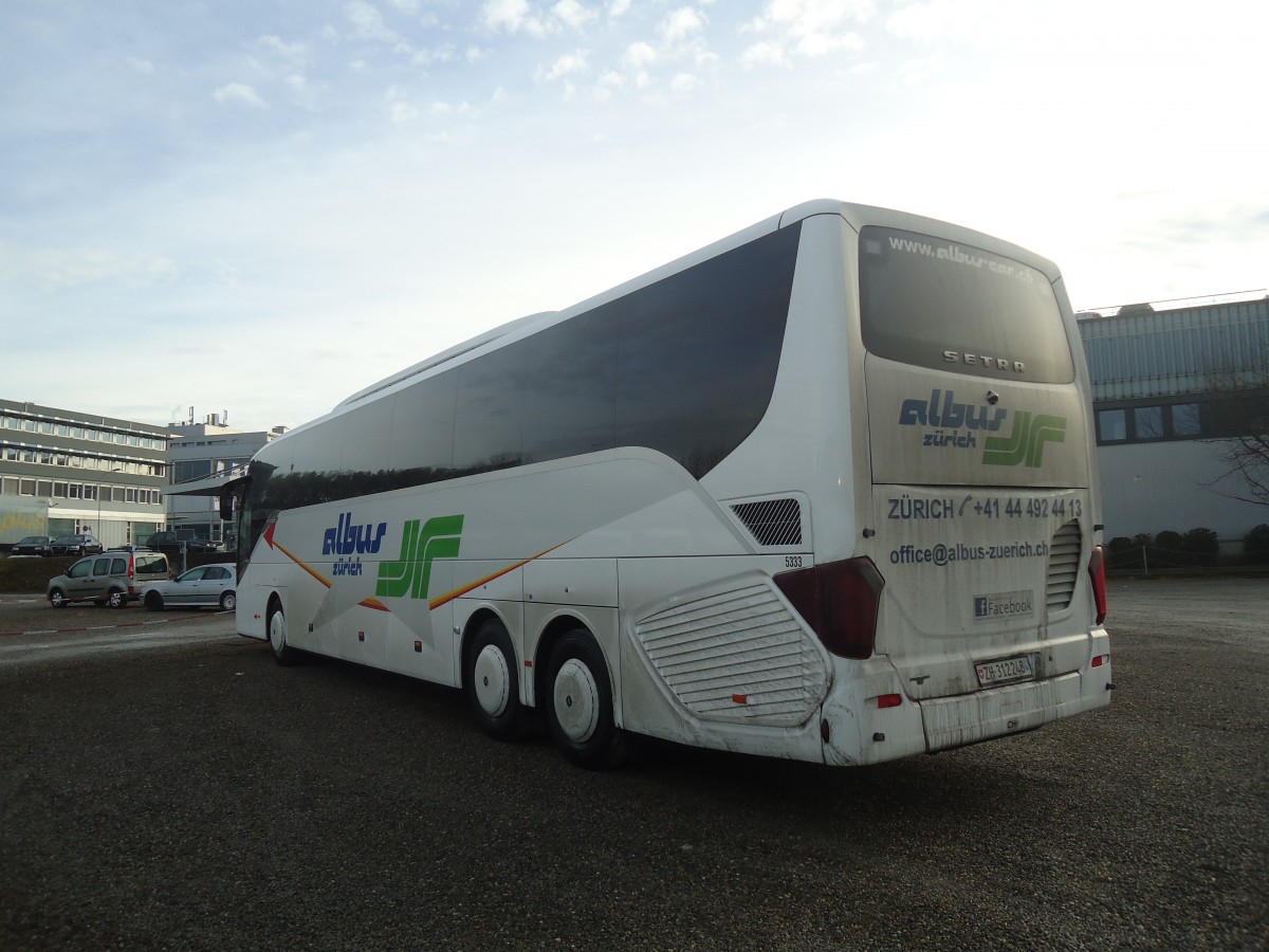 (148'391) - Albus, Zrich - Nr. 5333/ZH 312'248 - Setra am 22. Dezember 2013 in Kloten, EvoBus