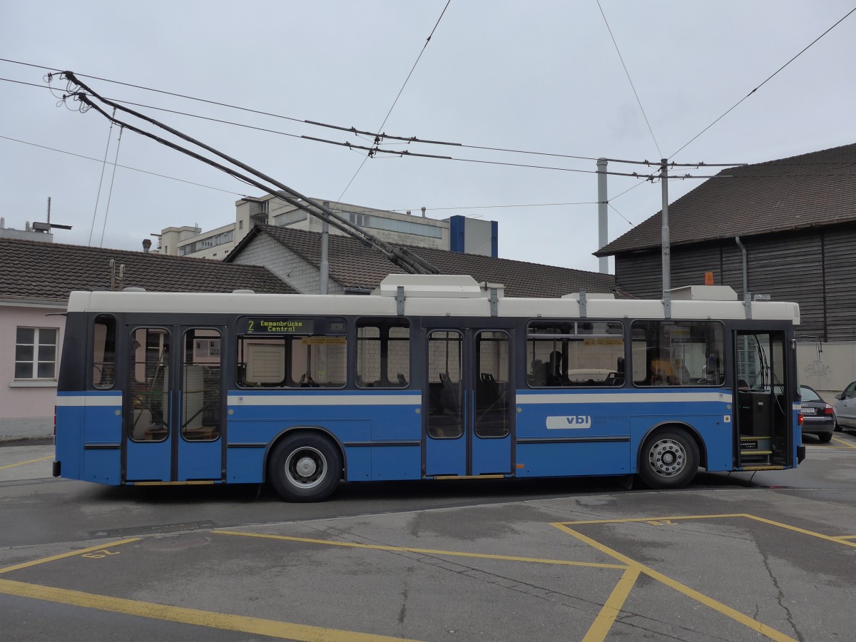 (148'983) - VBL Luzern - Nr. 280 - NAW/R&J-Hess Trolleybus am 16. Februar 2014 in Emmenbrcke, Centralplatz