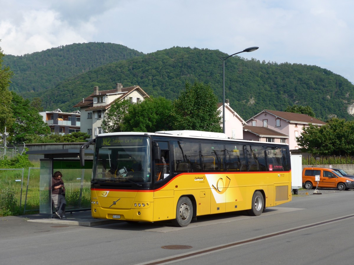 (150'928) - TPC Aigle - VS 49'249 - Volvo am 26. Mai 2014 beim Bahnhof Aigle