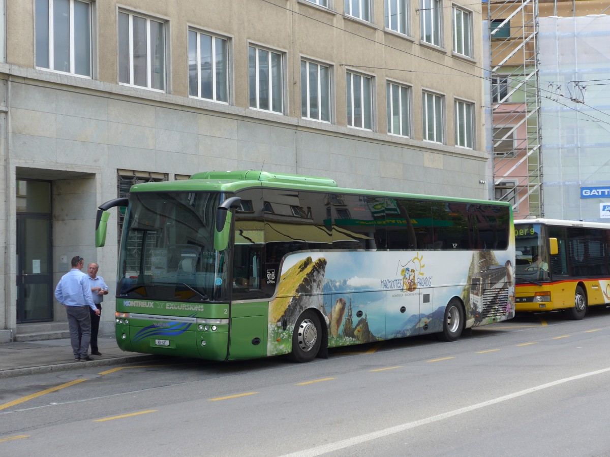 (151'063) - MOB Montreux - Nr. 2/VD 421 - Van Hool am 29. Mai 2014 in Biel, Bahnhofplatz