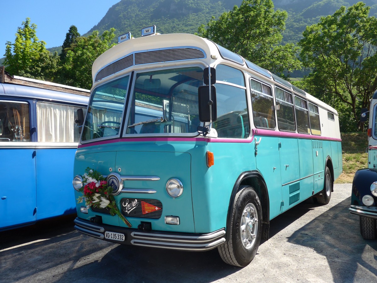 (151'620) - Pittet, Aigle - VD 135'332 - Saurer/Saurer (ex M+79'518; ex P 24'137) am 21. Juni 2014 in Aigle, Saurertreffen