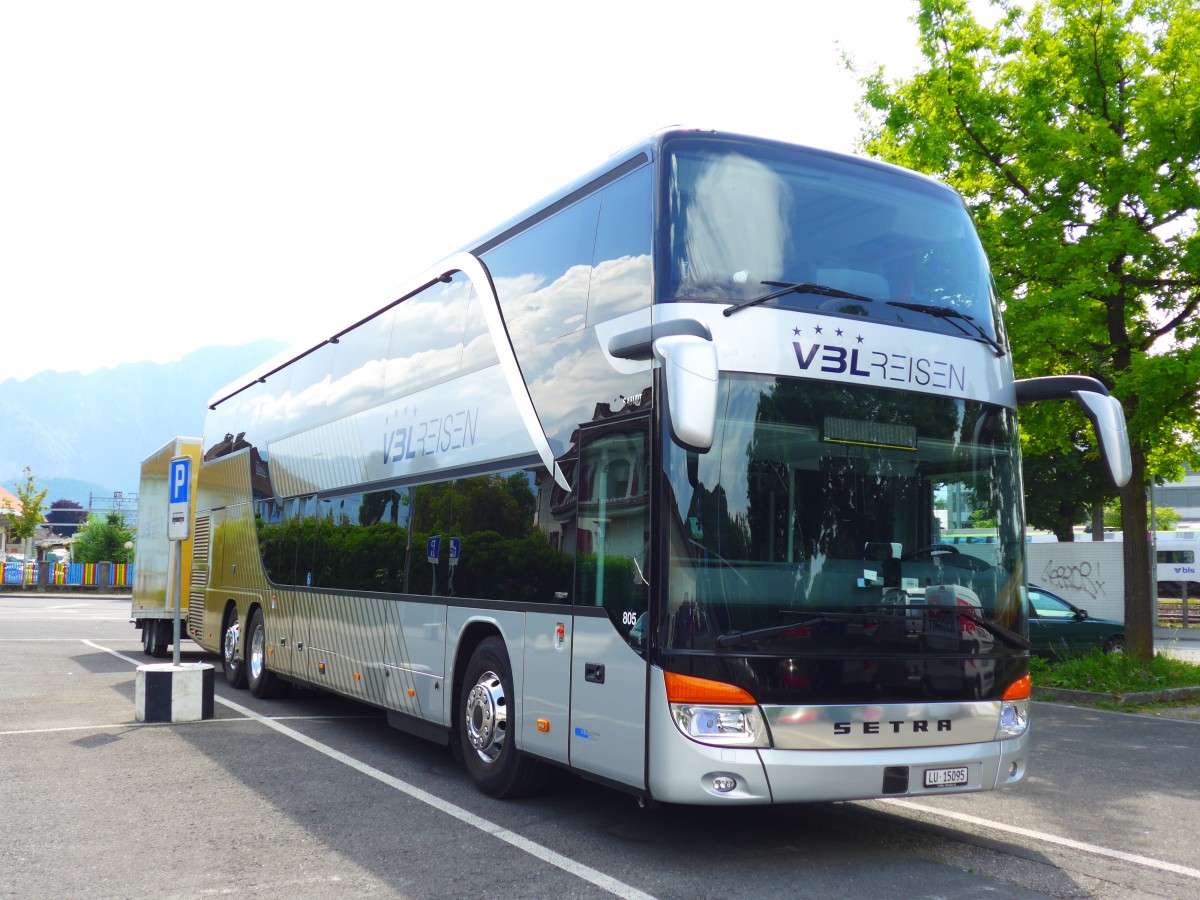 (151'786) - VBL Luzern - Nr. 805/LU 15'095 - Setra am 22. Juni 2014 in Thun, Seestrasse