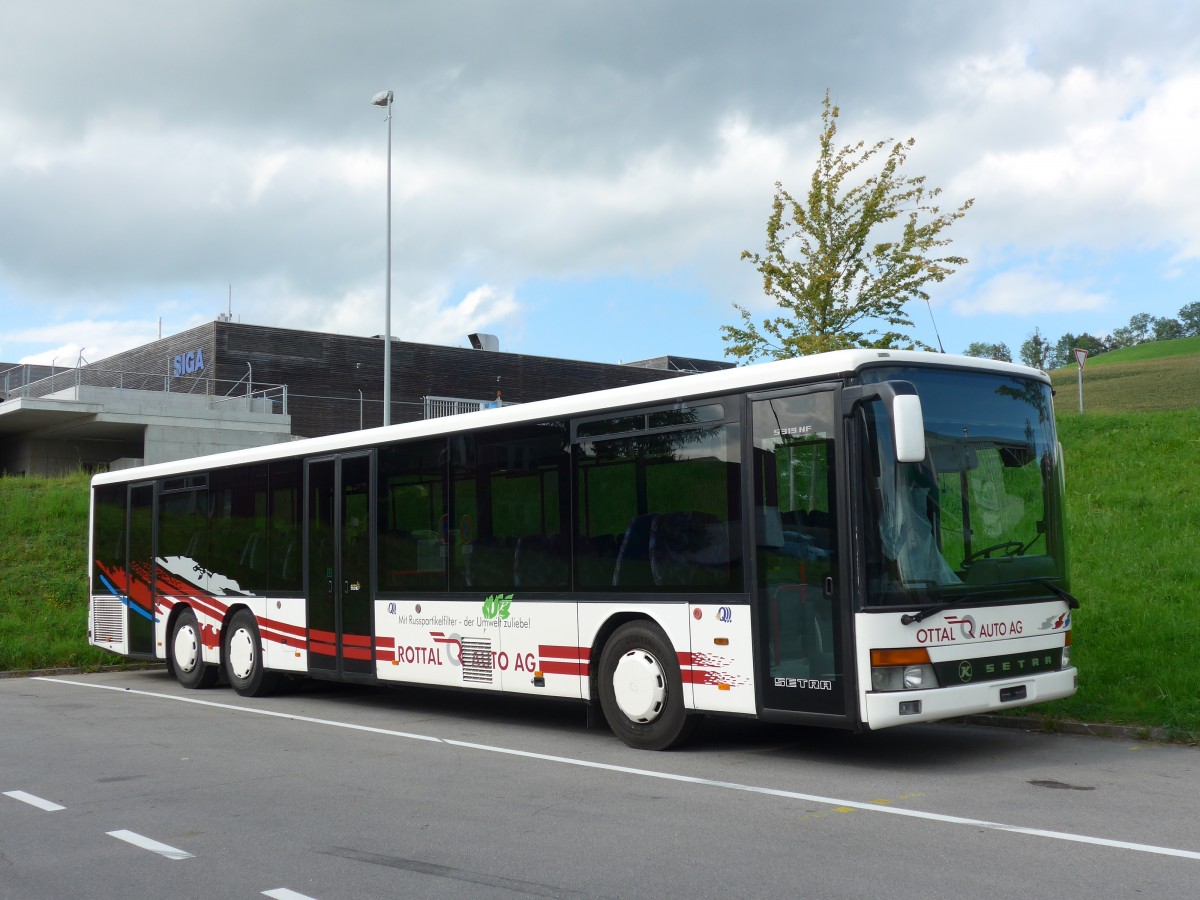 (154'637) - ARAG Ruswil - Nr. 12 - Setra am 30. August 2014 in Ruswil, Garage