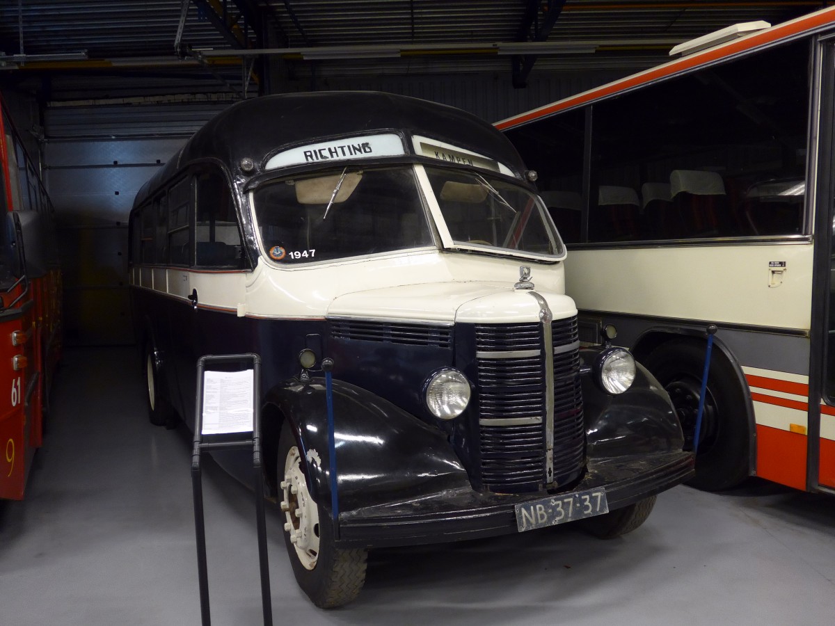 (156'656) - NWH Zwartsluis (NBM) - Nr. 75/NB-37-37 - Bedford am 18. November 2014 in Hoogezand, Museum