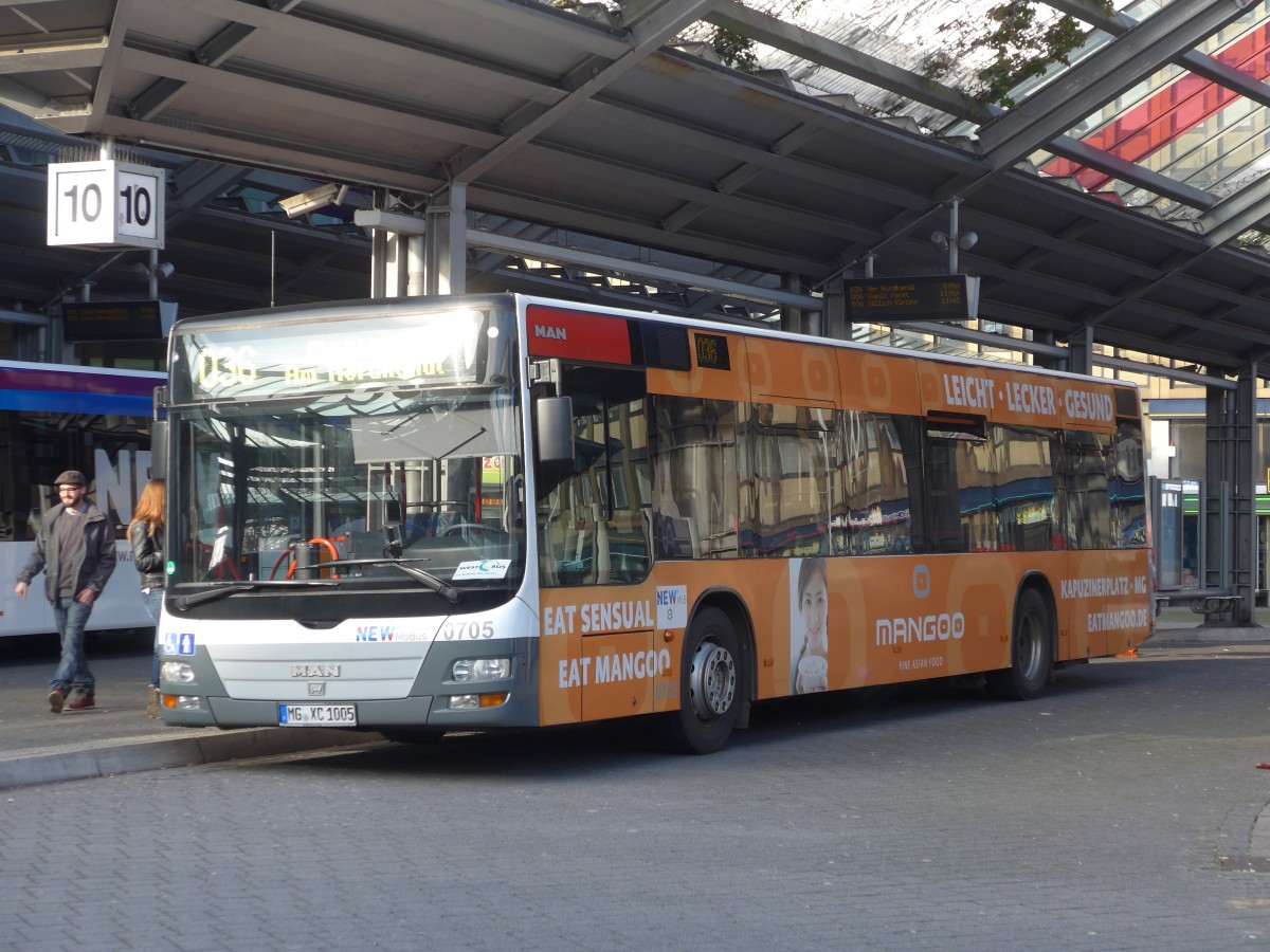 (157'336) - MBus, Mnchengladbach - Nr. 705/MG-XC 1005 - MAN am 22. November 2014 beim Hauptbahnhof Mnchengladbach