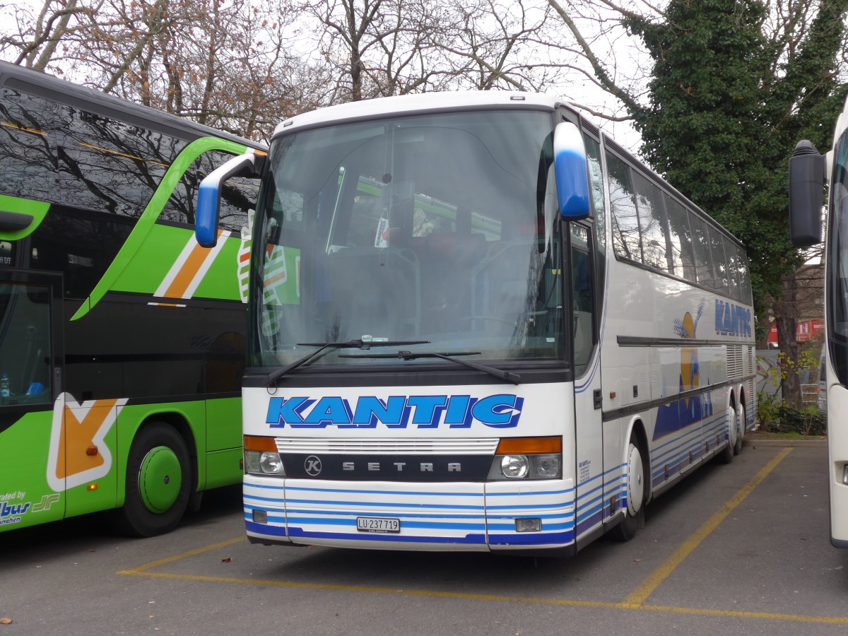 (157'746) - Kantic, Neudorf - LU 237'719 - Setra am 14. Dezember 2014 in Zrich, Sihlquai