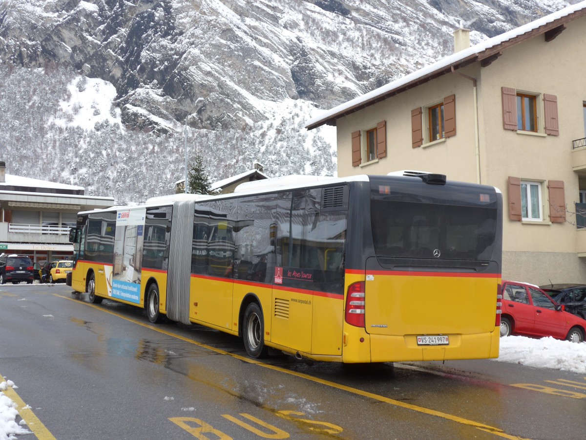 (157'983) - PostAuto Wallis - Nr. 11/VS 241'997 - Mercedes am 28. Dezember 2014 in Leytron, Alte Post