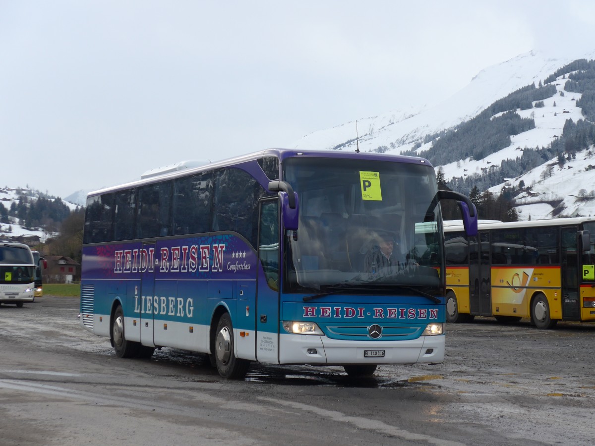 (158'358) - Heidi, Liesberg - BL 140'816 - Mercedes am 11. Januar 2015 in Frutigen, Flugplatz