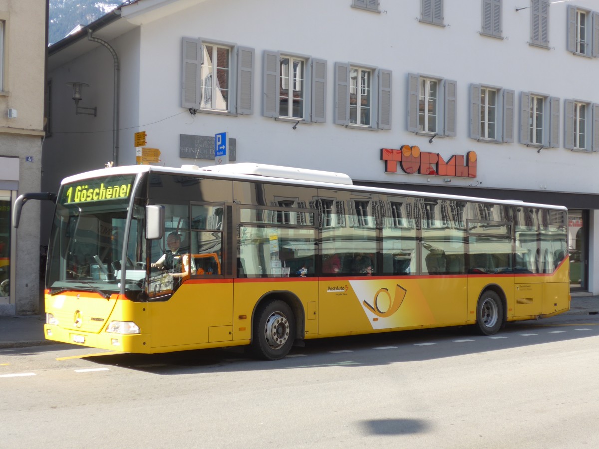 (159'292) - Mattli, Wassen - UR 9261 - Mercedes am 18. Mrz 2015 in Altdorf, Telldenkmal