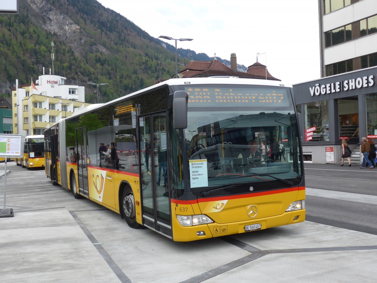 (160'135) - PostAuto Bern - Nr. 637/BE 560'407 - Mercedes am 26. April 2015 beim Bahnhof Interlaken West