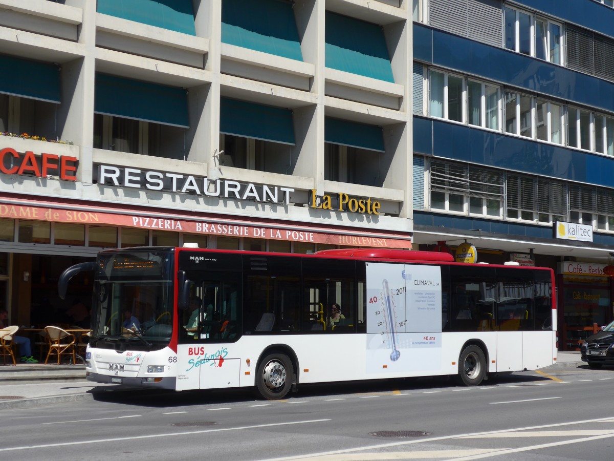 (161'170) - PostAuto Wallis - Nr. 70/VS 77'410 - MAN (ex Lathion, Sion Nr. 70) am 27. Mai 2015 beim Bahnhof Sion