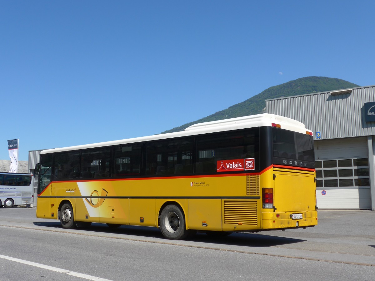 (161'198) - Buchard, Leytron - Nr. 107/VS 22'839 - Setra am 27. Mai 2015 in Leytron, Garage