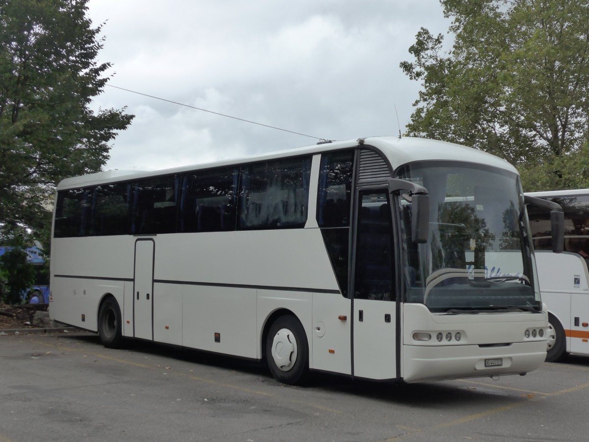 (163'625) - Resava, Neuenhof - AG 441'117 - Neoplan am 16. August 2015 in Zrich, Sihlquai