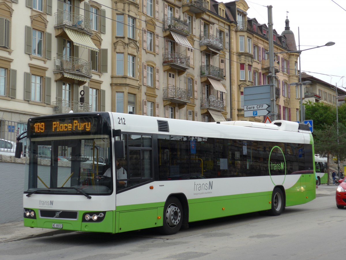 (164'766) - transN, La Chaux-de-Fonds - Nr. 212/NE 89'212 - Volvo (ex TN Neuchtel Nr. 212) am 15. September 2015 beim Bahnhof Neuchtel