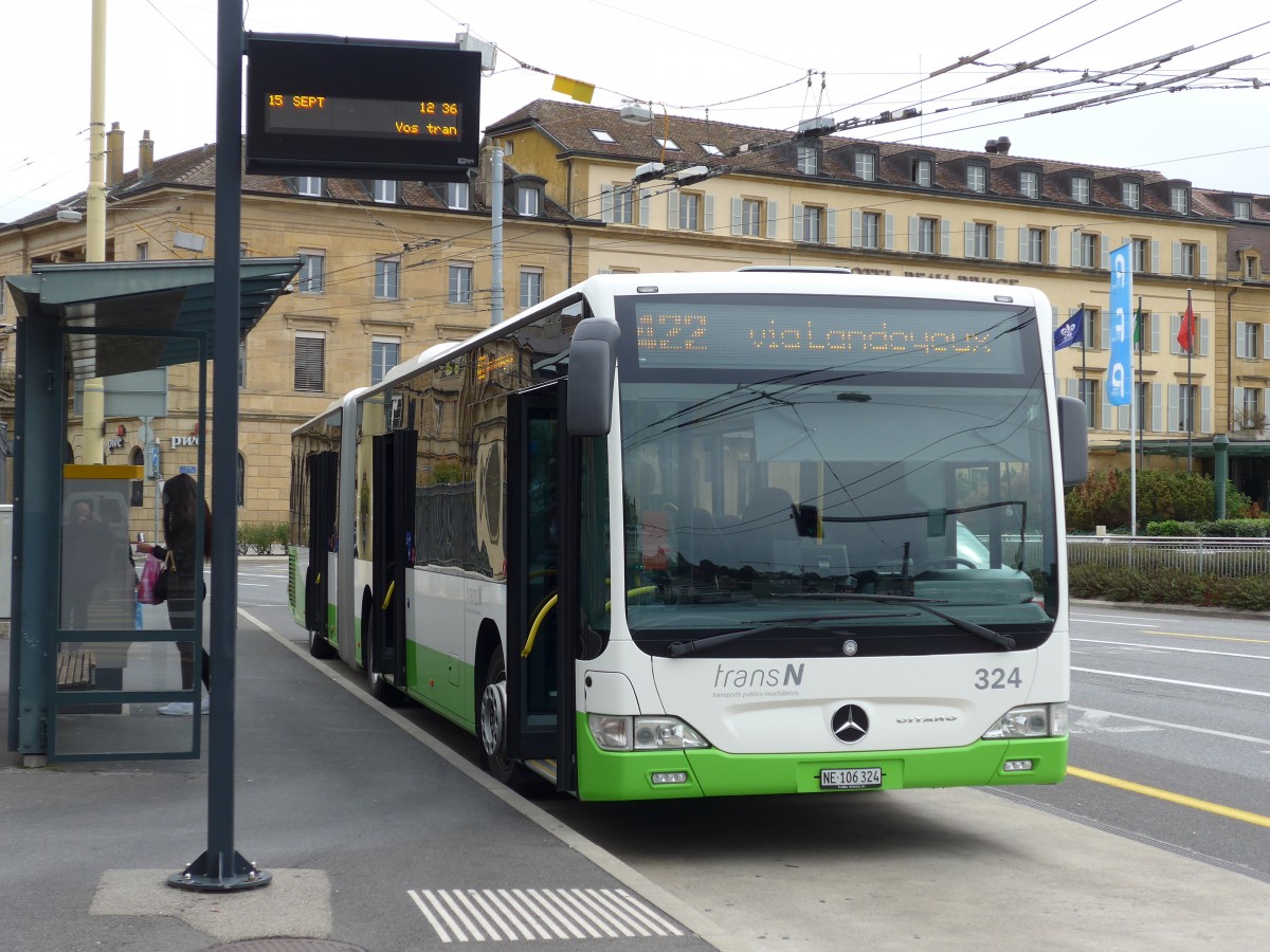 (164'782) - transN, La Chaux-de-Fonds - Nr. 324/NE 106'324 - Mercedes am 15. September 2015 in Neuchtel, Place Pury