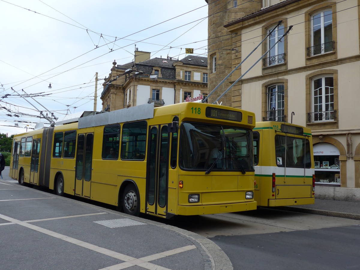 (164'790) - transN, La Chaux-de-Fonds - Nr. 118 - NAW/Hess Gelenktrolleybus (ex TN Neuchtel Nr. 118) am 15. September 2015 in Neuchtel, Place Pury