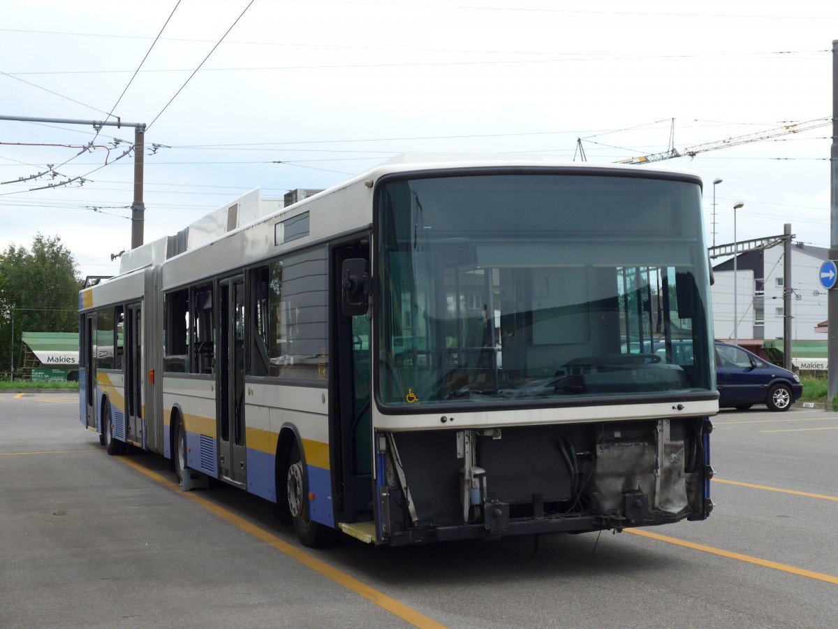 (164'821) - transN, La Chaux-de-Fonds - Nr. 121 - NAW/Hess Gelenktrolleybus (ex TC La Chaux-de-Fonds Nr. 121) am 15. September 2015 in Marin, Dpt