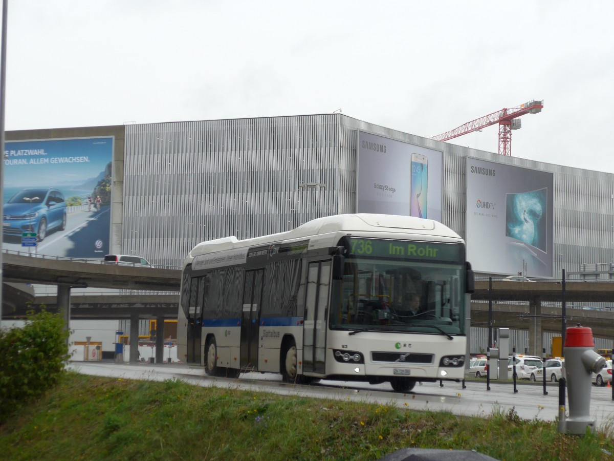 (165'028) - Welti-Furrer, Bassersdorf - Nr. 83/ZH 729'380 - Volvo am 17. September 2015 in Zrich, Flughafen